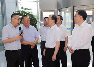 国务委员、、、国务院秘书长， 时任江苏省委书记吴政隆调研亚洲必赢科技